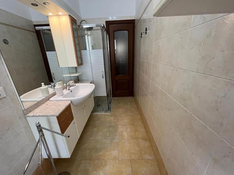 Attico Briccarello -Intero Appartamento- Elegant Suite With Free Wifi Near Inalpi Arena And Sporting Club Torino-Olimpyc Stadium Buitenkant foto